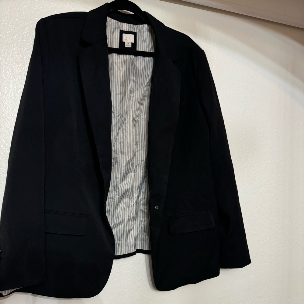 A New Day - single button black blazer Size 18.